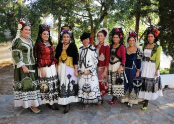 Las damas goyescas cumplirán al fin su soñada entrada en la Plaza de Toros de Ronda